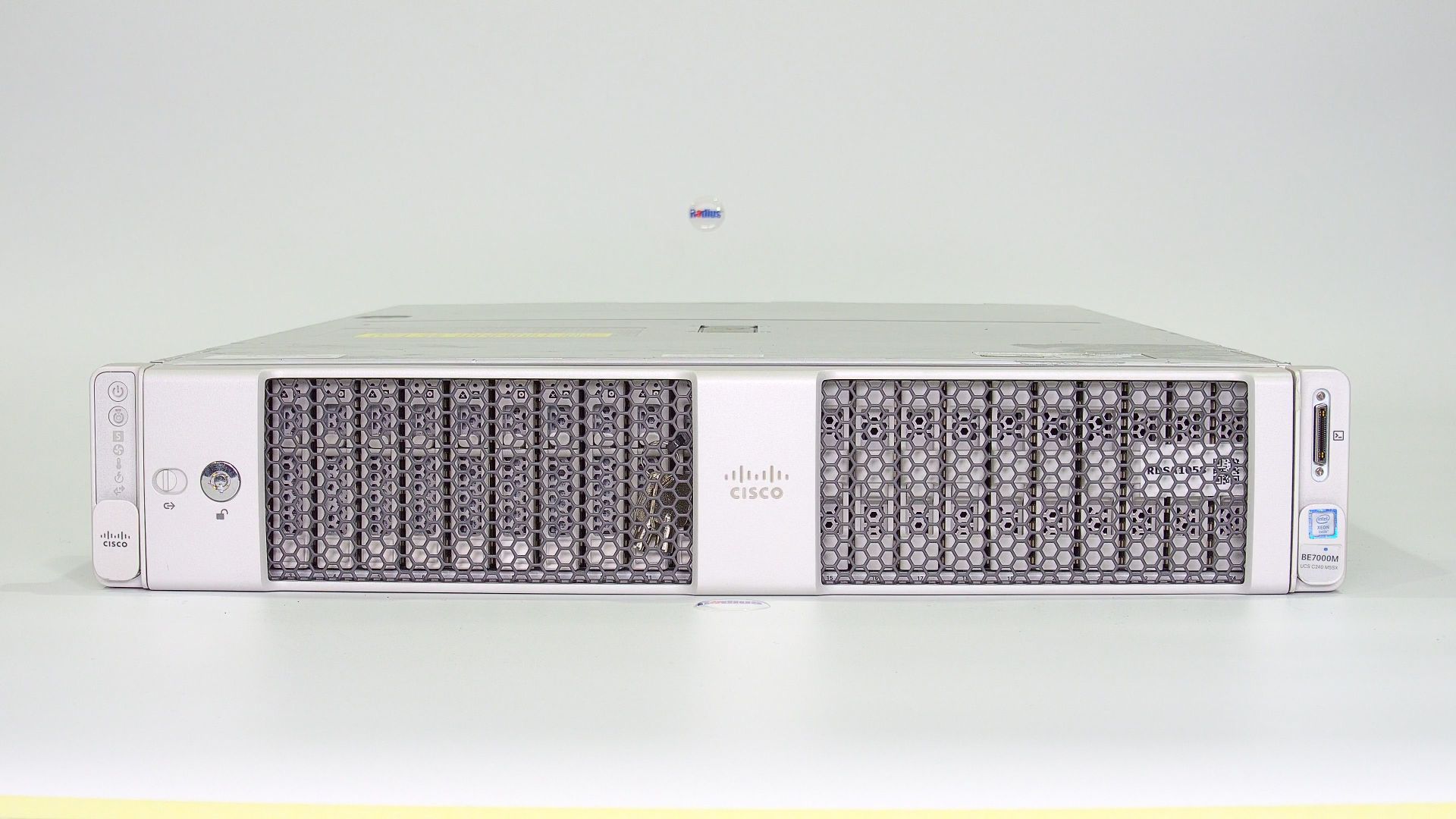 CISCO UCS C240 M5SX Server